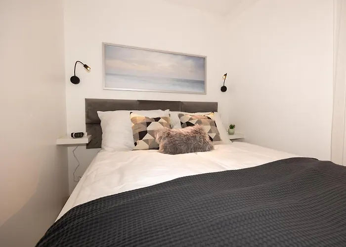 Rooftop Cozy Near Innerstadt With Ac Apartamento Viena